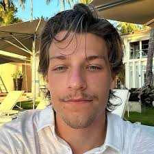 Jake's new profile picture!!🤩