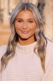 Ella Butcher's Instagram, Twitter & Facebook