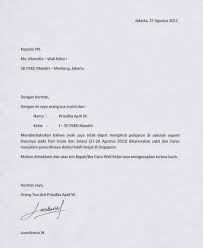 Memang di zaman sekarang sudah sangat jarang yang menggunakan surat sebagai alat komunikasi. 19 Contoh Surat Resmi Izin Bahasa Sunda Kumpulan Contoh Surat