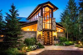 Tour A Modern Mountain Home In Vail Colo Colorado Homes Modern Mountain Home Architecture