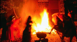 Die walpurgisnacht ist ein traditionelles europäisches fest am 30. Walpurgisnacht Im Harz Mit Mystischen Hexen Feiern Panoramic Hotel