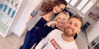 Le Salon - Design Hair Style