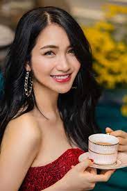 Sau khi nữ ca sĩ hoà minzy công khai mối quan hệ bạn trai hoà minzy hiện đang điều hành một công ty phân bón nổi tiếng tại miền tây. Hoa Minzy Nay CÅ©ng Gia Nháº­p Há»™i ChÆ¡i Game Ä'oi Viruss Setup Cho Háº³n Má»™t Goc Livestream Rieng