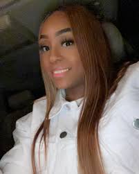 Kiva Brown's Instagram, Twitter & Facebook