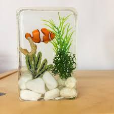 валериан и город тысячи планет смотреть онлайн в 3d My Mini Resin Aquarium Even Has A Little Nemo Swimming Amongst The Seaweed Cast With Super Clear Casting Resin Epoxy Resin Crafts Resin Diy Diy Resin Crafts