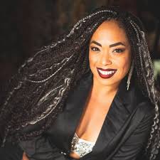 Mireya (@yeyasmiles)