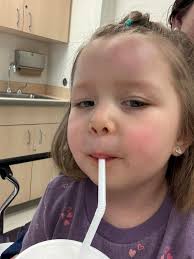 Aldi Shoppers Help Employees Clean Up Mess After Pallet Crash