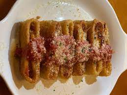 Note that this includes one serving of each; What You Should Order At Olive Garden According To Employees