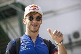 The frenchman was called up from junior team toro rosso to a red bull. Formel 1 Red Bull Verpflichtet Pierre Gasly Fur 2019