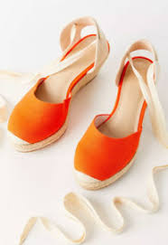 Shop 93 suede peep toe bootie from top brands such as chinese laundry, frye and sam edelman and earn cash back from retailers such as amazon.com find top designer fashion products for your suede peep toe bootie search on shopstyle. 21 Summer Shoes That Hide Your Feet Closed Toe Espadrilles And More