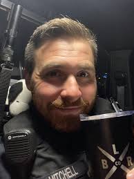 Hard to beat a late night coffee and a donut😎