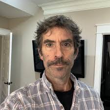 Michael Munton's Instagram, Twitter & Facebook