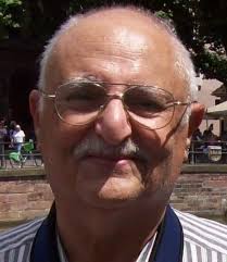 Our dear members, It is with much sadness that I write this letter to let  you know that our dear Dr Frank Pace (U3A member and U3A Biology lecturer)  has passed away