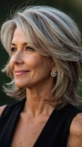 Robin Anderton's Instagram, Twitter & Facebook