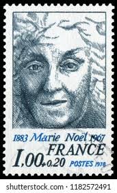 Paris Noel Photos, Images & Pictures