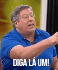 Manuel serrão ameaça abandonar estúdio do prolongamento e chama idiota e palhaço a pedro guerra. Serrao Futebol Gifs Tenor
