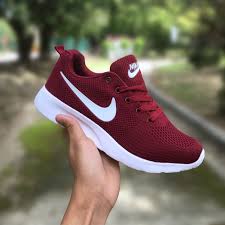 Menerusi rekaan terbaru ini, nike bawakan rekaan terulung untuk para wanita yang inginkan sesuatu yang baru dan mencabar. Kasut Sneakers Murah On Twitter Warna Maroon Buat Abang Marohhh Ehh Untuk Para Gadis Je Ye
