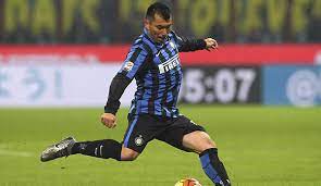 Con uno menos y contra todo, seguimos luchando. Besiktas Istanbul Transfer Von Gary Medel Ist Fix