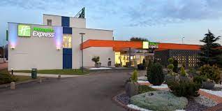 Located in neudorf, holiday inn express strasbourg centre offers a great night of sleep so you're well rested for the next day. Holiday Inn Express Hotel Strassburg Sud Frankreich