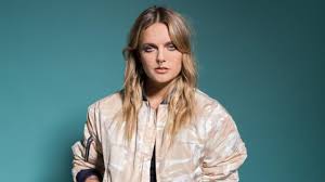 L.o., a fictional character in the playhouse disney show happy monster band. Tove Lo Tour Dates 2021 2022 Tove Lo Tickets And Concerts Wegow Netherlands