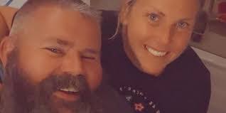 Larry Hardee's Instagram, Twitter & Facebook