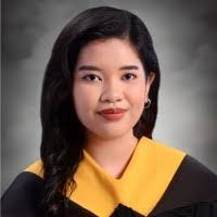 Renee Mealey's Instagram, Twitter & Facebook