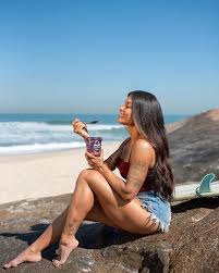 Where was aline riscado born? Aline Riscado Ai Que Saudade Do Acai Fruit Show Facebook