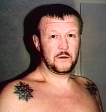 Les députés russes ont adopté le 12 mars, en deuxième lecture, un amendement au code pénal initié par vladimir poutine qui facilite l'emprisonnement des après la troisième lecture définitive prévue le 14 mars, le texte sera voté au conseil de la fédération, la chambre haute du parlement, avant d'être. Rois Du Crime Les Quatre Chefs De Gangs Les Plus Celebres De Russie Russia Beyond Fr