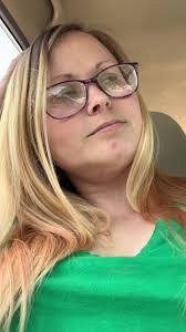 Miranda Winn's Instagram, Twitter & Facebook