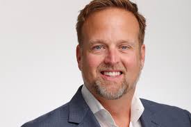 Cox Promoted at Encore (Movers & Shakers)