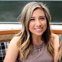 Karen Alejandre's Instagram, Twitter & Facebook