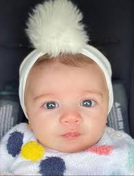 La que más gozó su cumpleaños de principio a fin! 🥰🥳 From breakfast in  bed by AJ and V to morning presents, and then a super chaotic birthday  party with all her