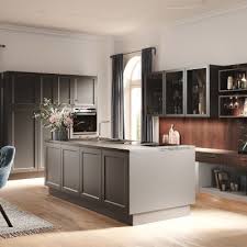 Seit über 40 jahren ist henke küchen in wagenfeld das führende küchenstudio in niedersachsen. Hacker Kuchen Informationen Zur Marke Blue Kitchen In Munchen