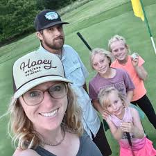 A visit from Rowan last night made these girls pretty happy! 💕