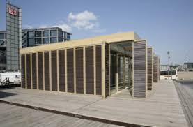 Ein gebäude dieses typs soll nicht nur sparen. Plus Energie Haus Des Bmvbs Solar Sonderbauten Baunetz Wissen