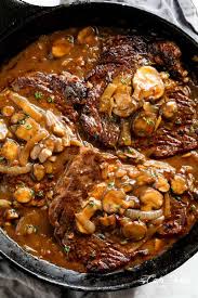 Stack the steaks on top of each other, then use tongs to sear the fat strip. Steaks With Mushroom Gravy Cafe Delites