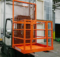 Titan Attachments Forklift Safety Cage 45" x 43", 2 Person Design with  1,200 LB Loading Capacity, Forklift Man Basket, Provide Safety for Most  Aerial ...