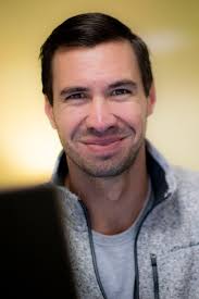 Starters & Builders: How Tuck Does Entrepreneurship