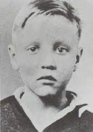 Elvis Presley S Childhood Photos 1935 1945 Nsf Music Magazine