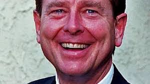 Mark Bresee's Instagram, Twitter & Facebook