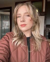 EVANGELINE GENTLE (@evangelinegentlemusic) · Instagram 照片和视频