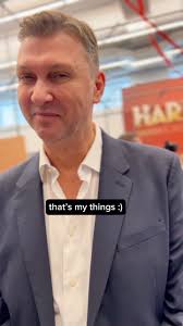 Warren Carlyle’s (Harmony Director/Choreographer) advice for dancers  looking to pivot to the “other side of the table” 💡, #broadway  #harmonybroadway #harmonymusical #barrymanilow #fanilow ...