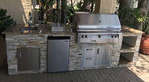 A cool contemporary outdoor grill griddle. Outdoor Kitchen Checklist Choosing Appliances For Your Outdoor Kitchen The Bbq Depot