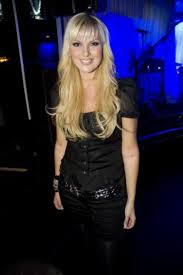 On her seventh attempt, she won melodifestivalen in 2014 with the song undo and so represented sweden in the eurovision song. Sanna Nielsen Fotos 40 Von 50 Last Fm