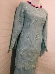Lengkapi dengan heels favorit ya. Tp 57023 Baju Nikah Baju Pengantin Perempuan Tunang Nikah From Tukang Jahit 57 Mybaju