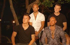 Couples travel to a tropical paradise where they are forced to decide if they're ready to commit to one another for the rest of their lives. Temptation Island Diese 4 Promis Sind Dabei