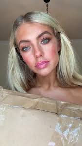 I Am Delilah Stuck in Customs