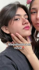 La Angustia de Michelle en Todo el Video 🧑🏻‍🦲