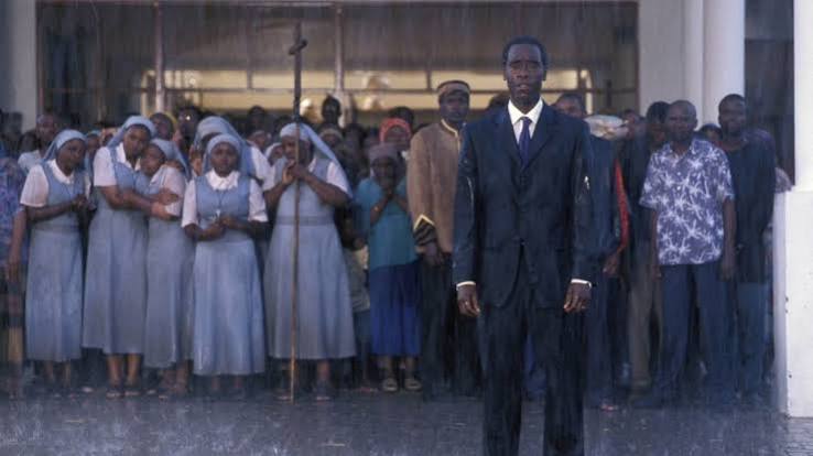 Hotel Rwanda (2004) - Movie Review : Alternate Ending