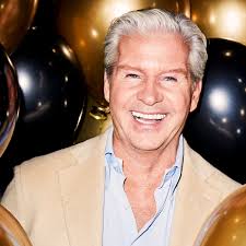 Radiopresentator Daniël Dekker over NPO Radio 5: 'Het was tijd mijn hart te  volgen'